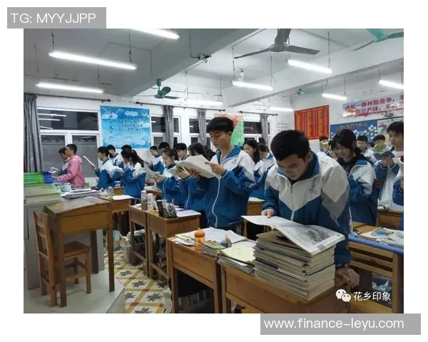 恒特足球队奋勇拼搏再创佳绩全力以赴追逐梦想展现团队精神与竞技风采